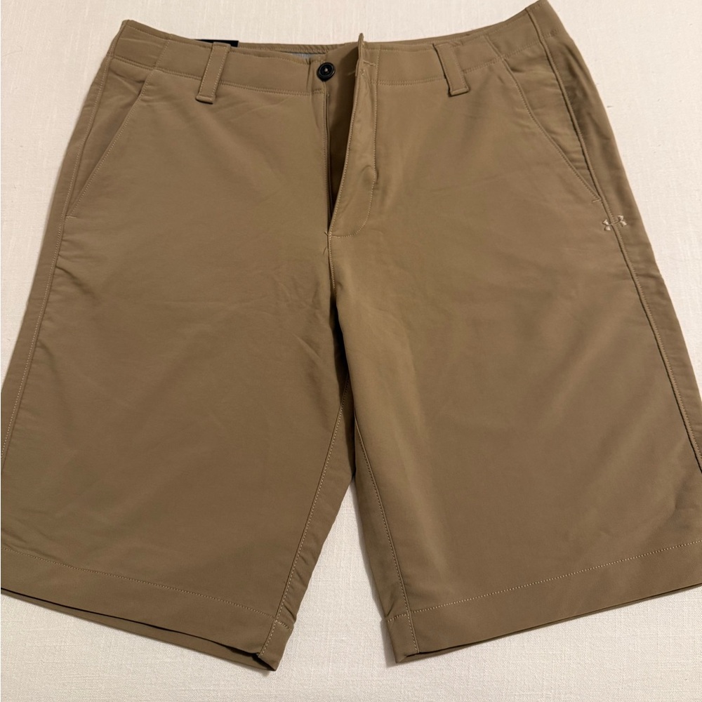 Under Armour Mens Heatgear Shorts size 34, 11 inseam